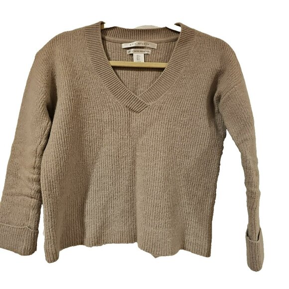 Max Studio 100% Extra Fine Merino Wool Ribbed Cropped Sweater Women Small Beige - Picture 2 of 8